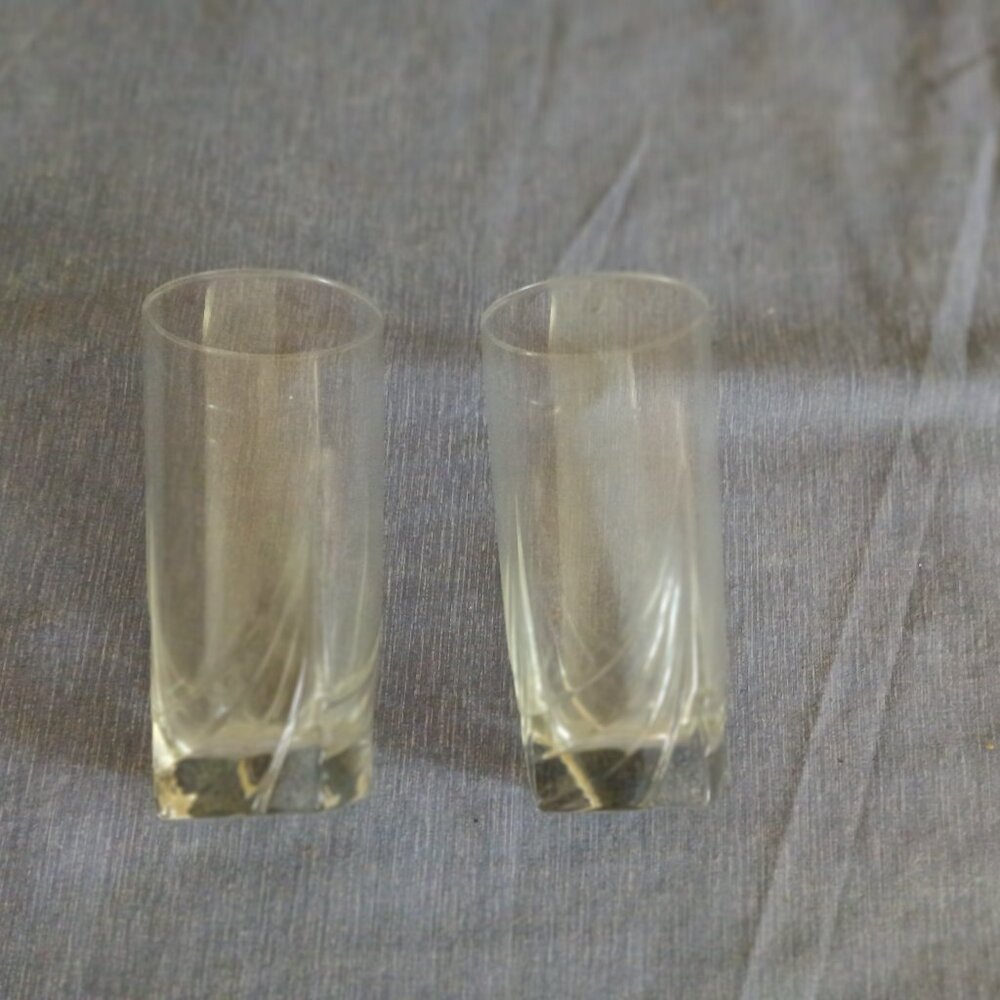 Drinking tall glass 6" X 2